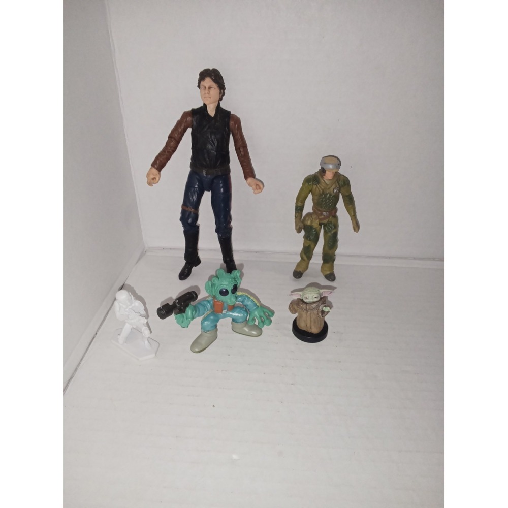 Star Wars Figure Lot Baby Yoda , Han Solo, Endor, Greedo